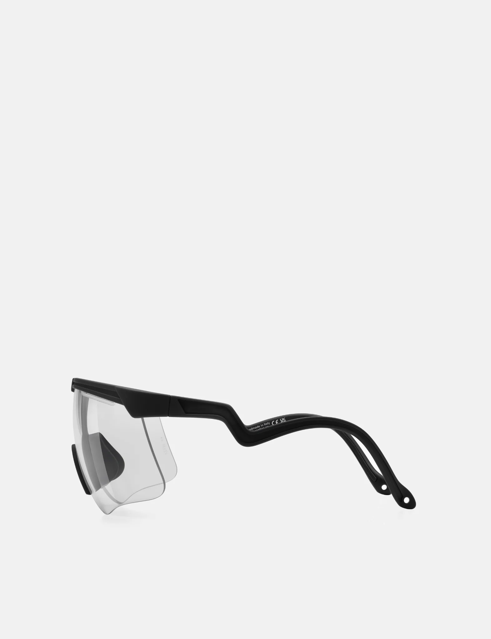 Alba Optics Delta Sunglasses - Black/VZUM F-LENS CLASSIC - Image 3