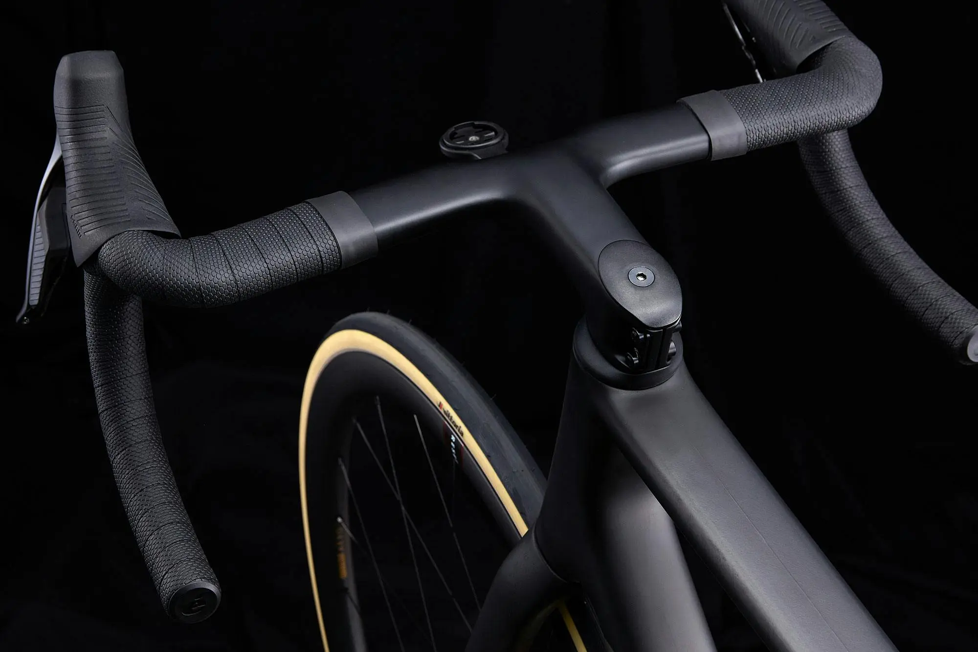 Cervelo R5 Bike Road Bike - Five Black/Bronze - Image 3