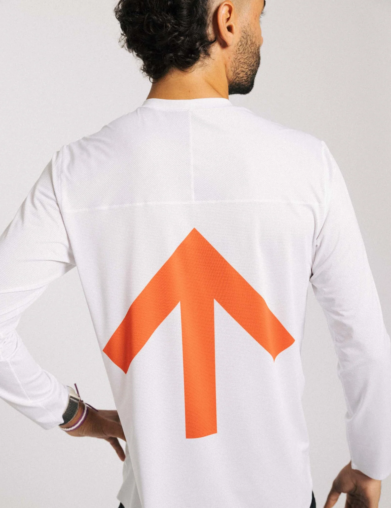Chance AROW Lightweight Long Sleeve Tee - White - Image 2