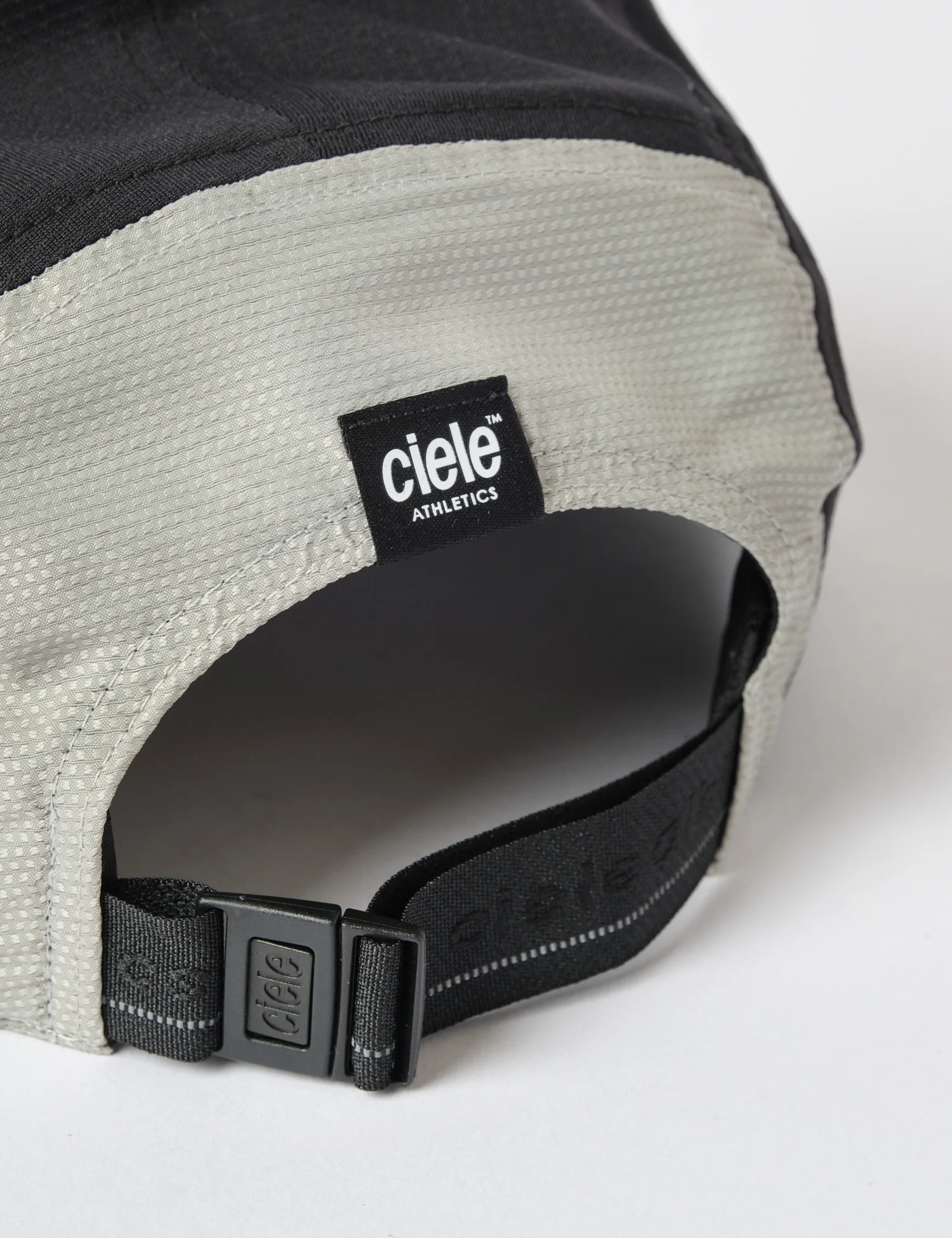 Ciele Athletics GOCap EQ Whitaker - Black - Image 2