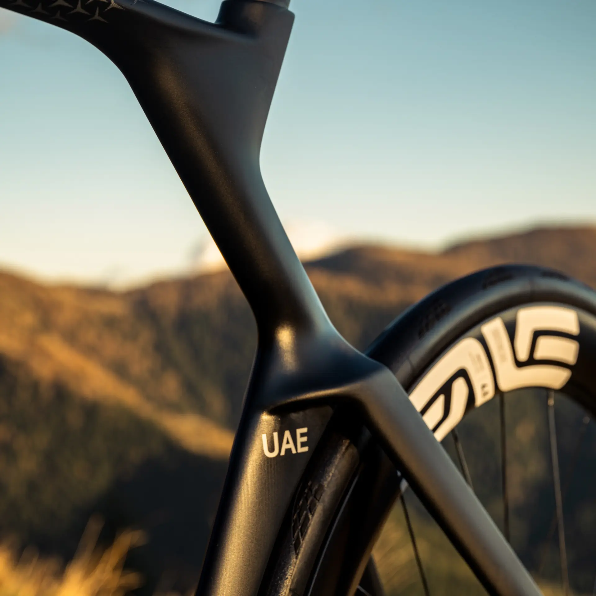 Colnago Y1RS Road Bike | Dura Ace Di2 | World Championship Black - Image 3
