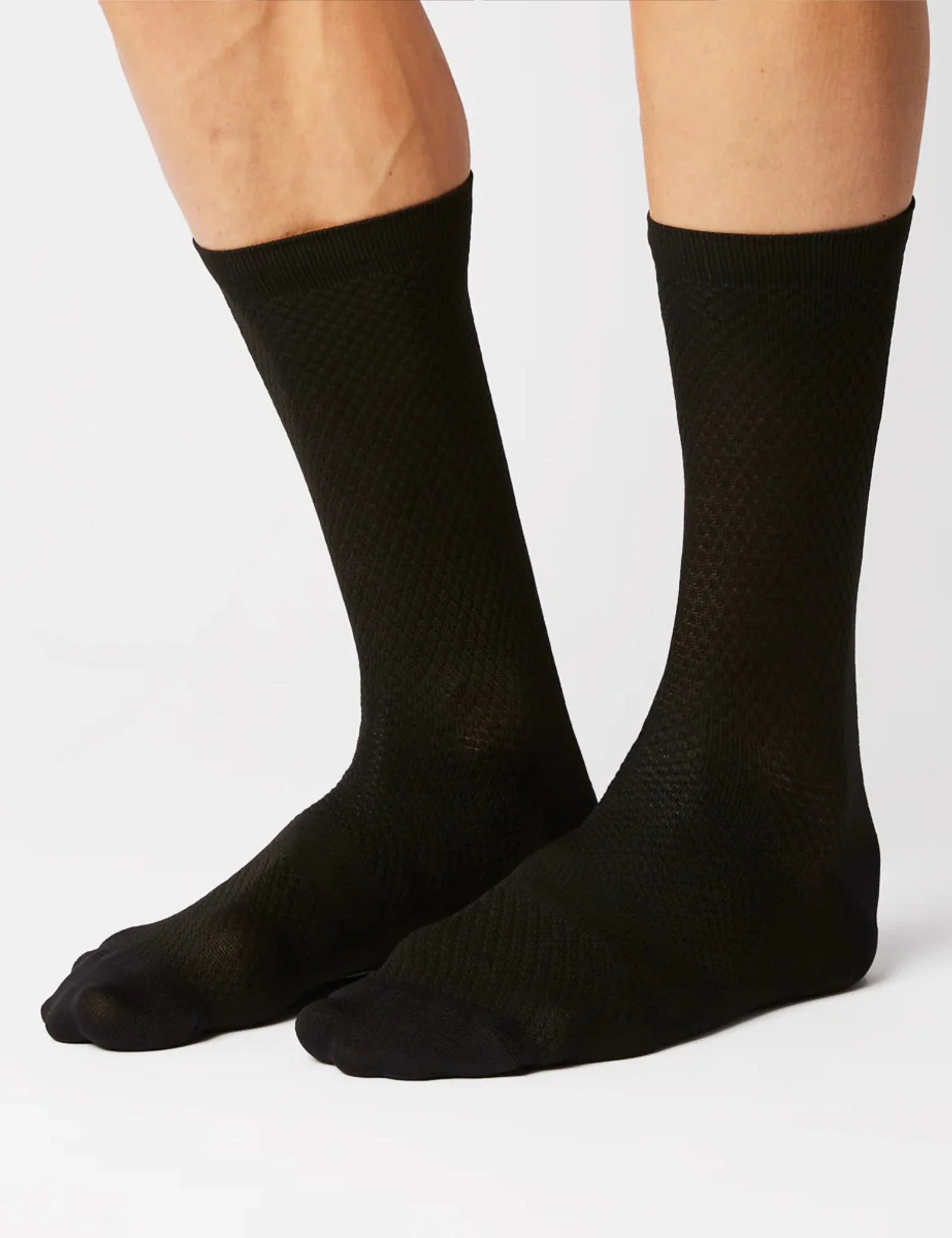 FINGERSCROSSED Rolling Aero Soft Socks - Black - Image 4