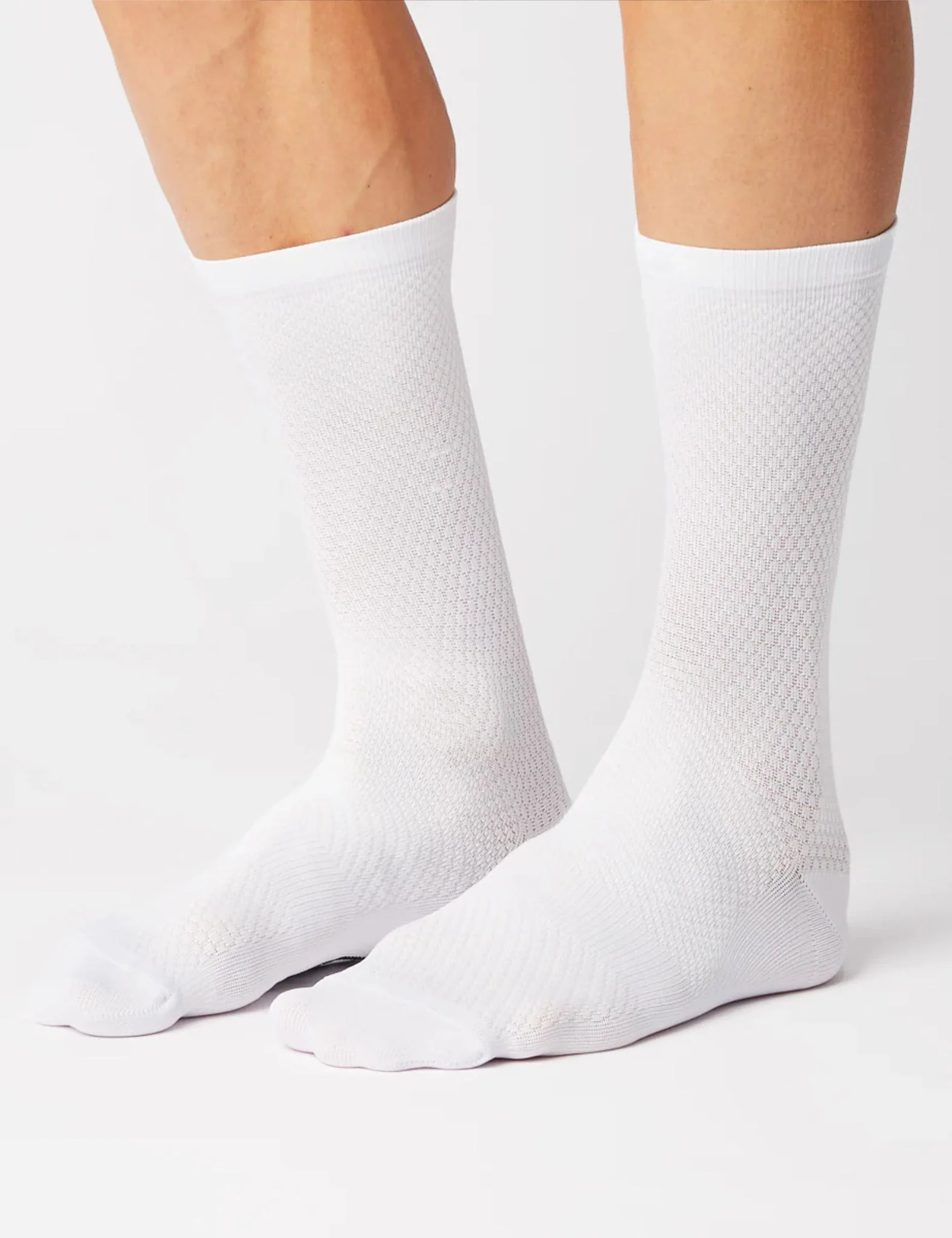 FINGERSCROSSED Rolling Aero Soft Socks - White - Image 3