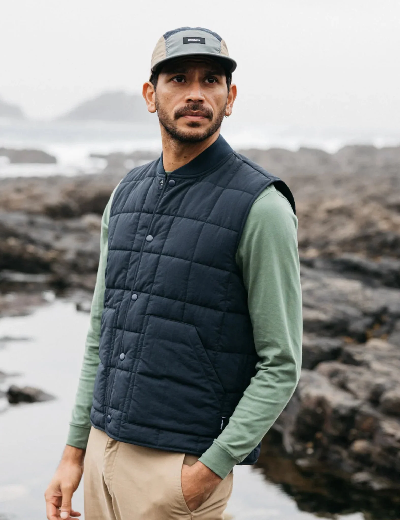 Finisterre Lapwing Gilet - Navy Blue - Image 3