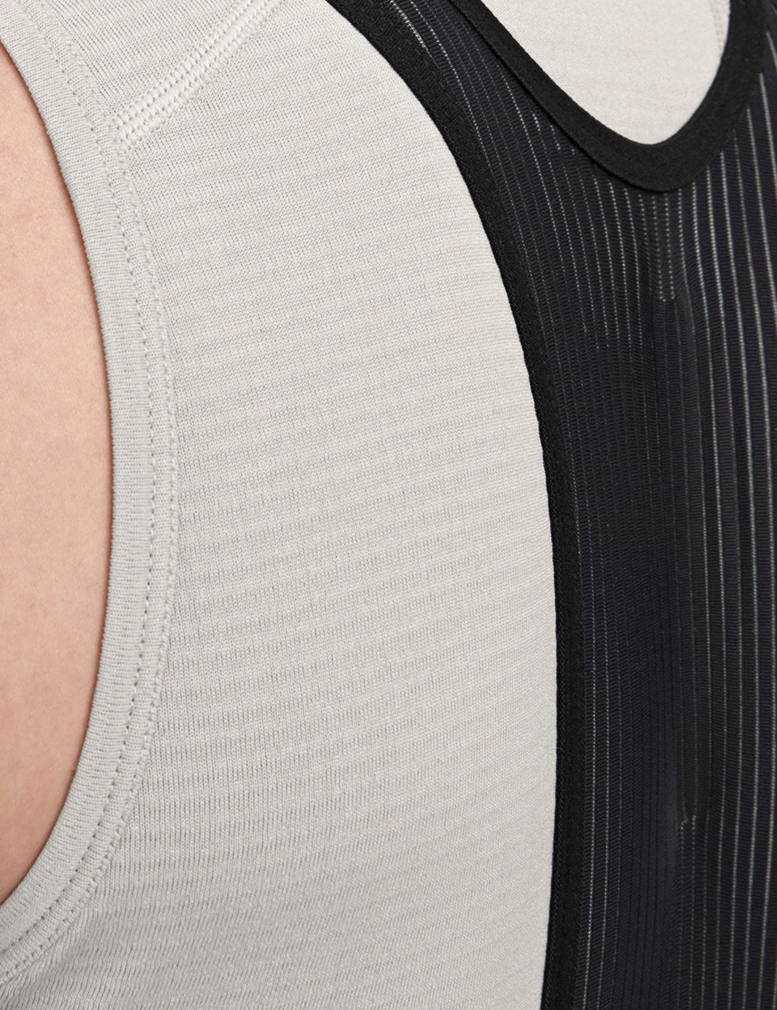 MAAP Thermal Base Layer Vest - Fog - Image 4