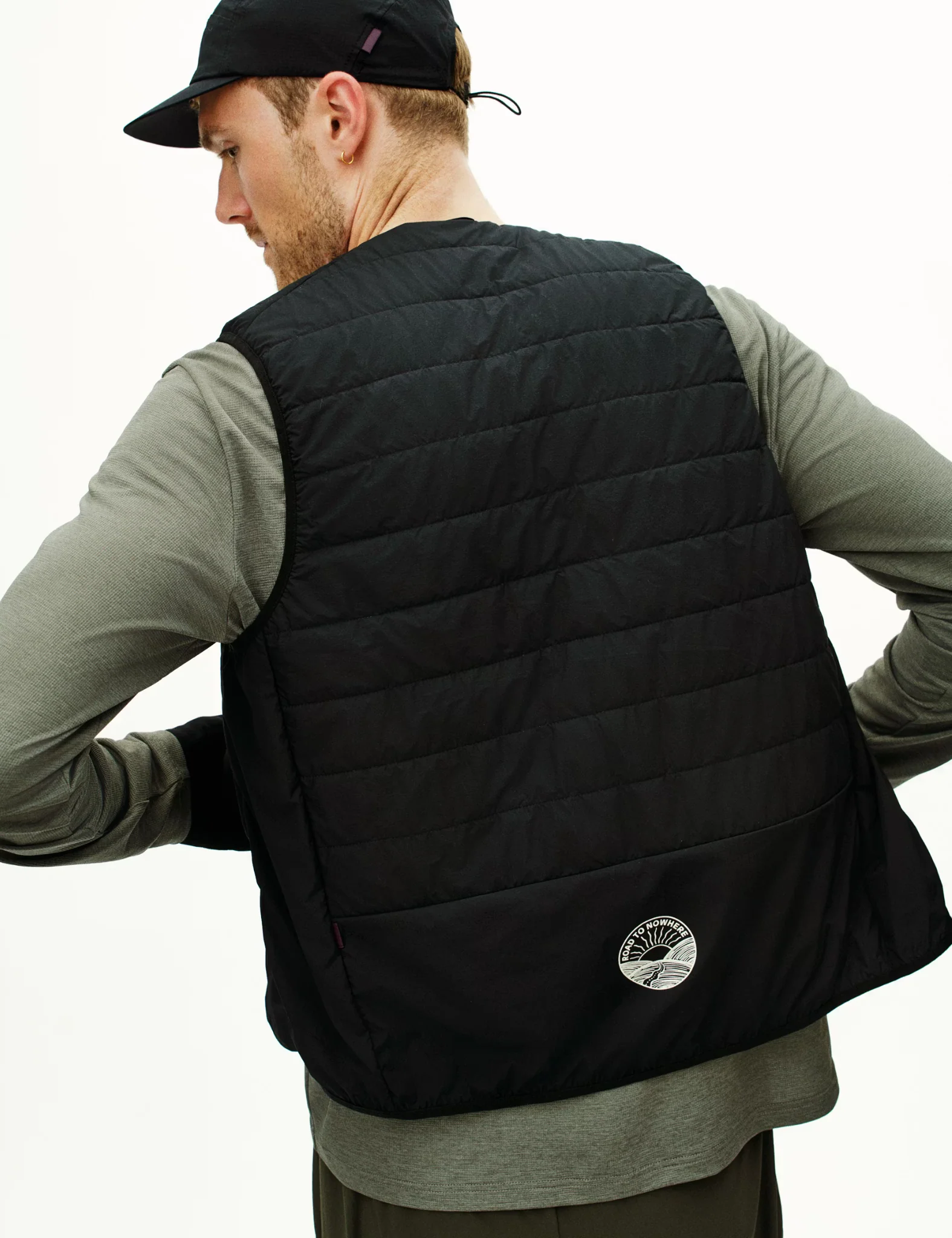 Pas Normal Studios Balance Insulated Vest - Black - Image 4