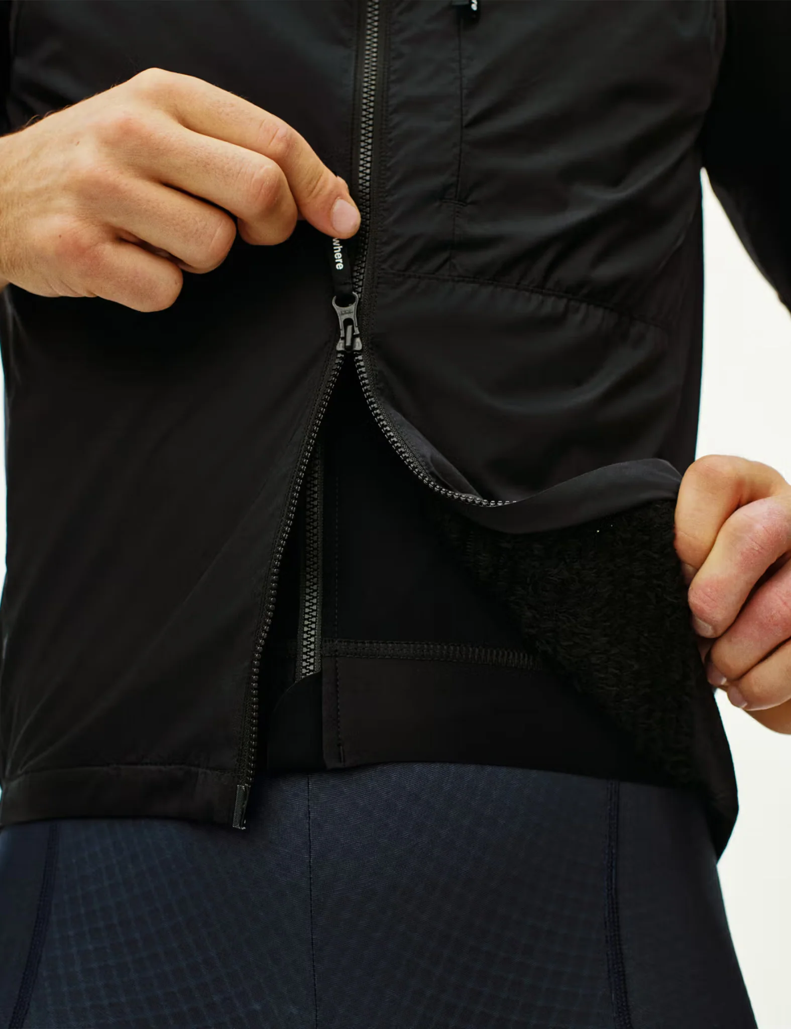 Pas Normal Studios Essential Insulated Gilet - Black - Image 3