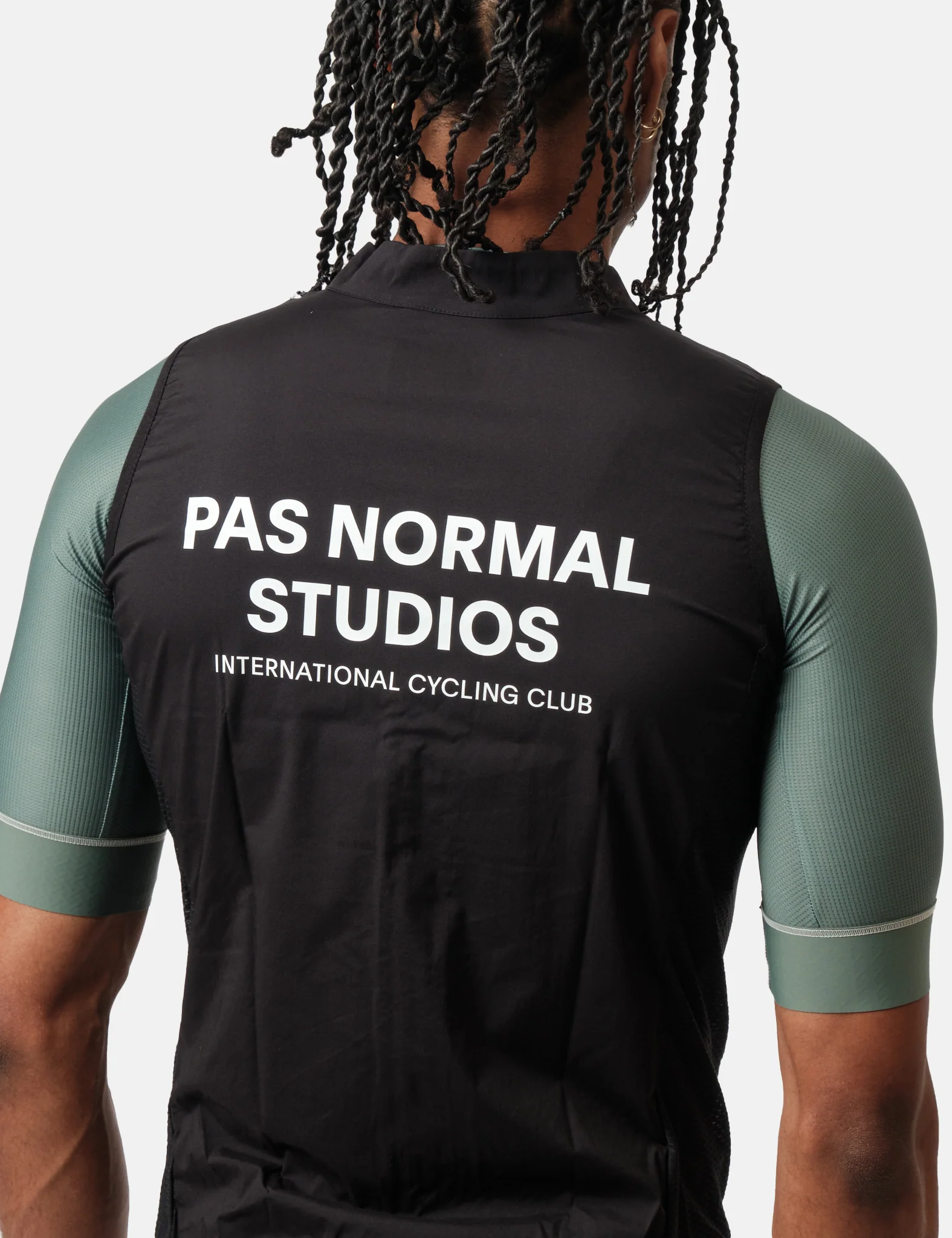 Pas Normal Studios Mechanism Stow Away Gilet - Black - Image 2
