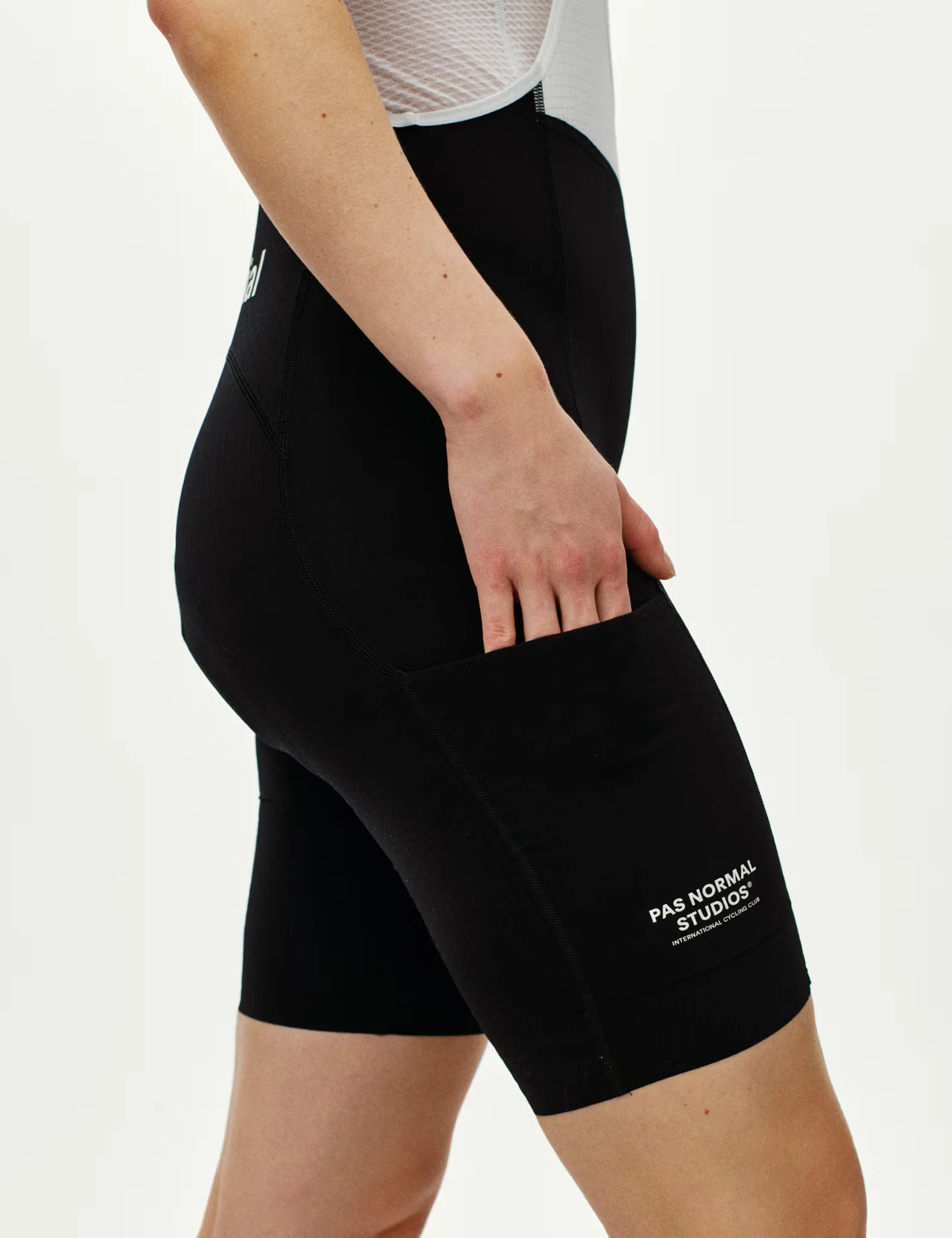 Pas Normal Studios Women's Essential Light Cargo Bibs - Black - Image 4