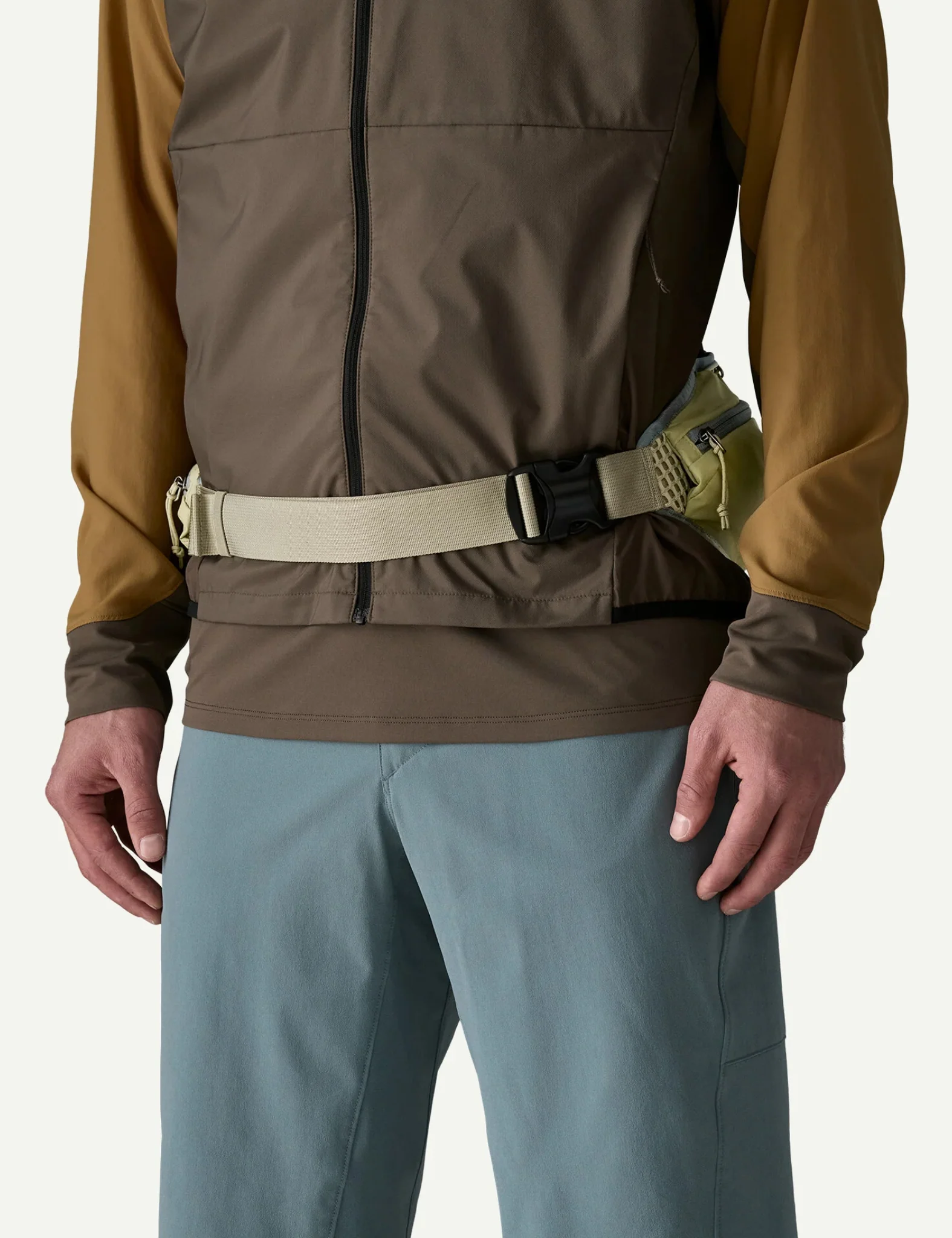 Patagonia Dirt Roamer Waist Pack - Gumtree Green - Image 4