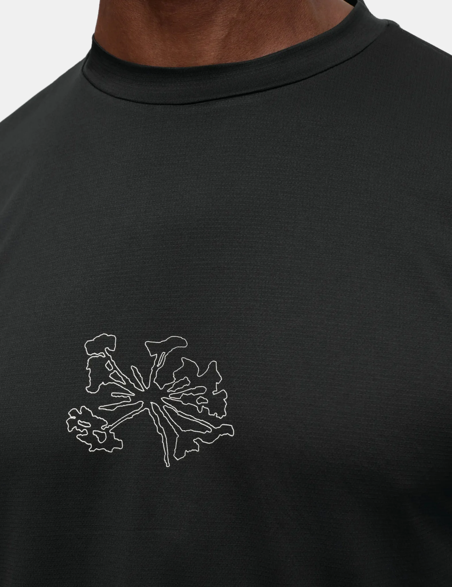 Portal Lateral Peak T-Shirt - Black Beauty - Image 2