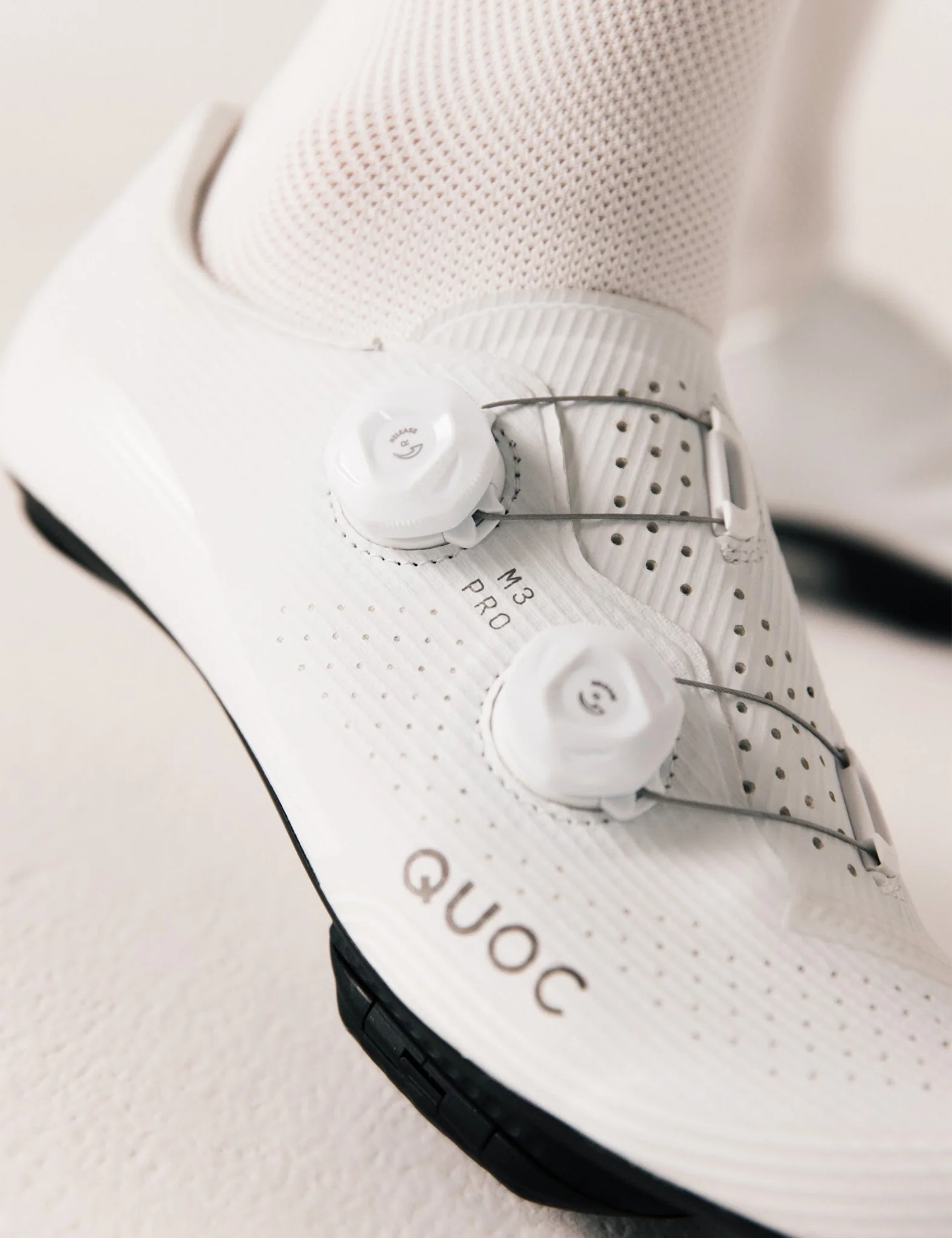 QUOC M3 Pro Cycling Shoes - White - Image 3