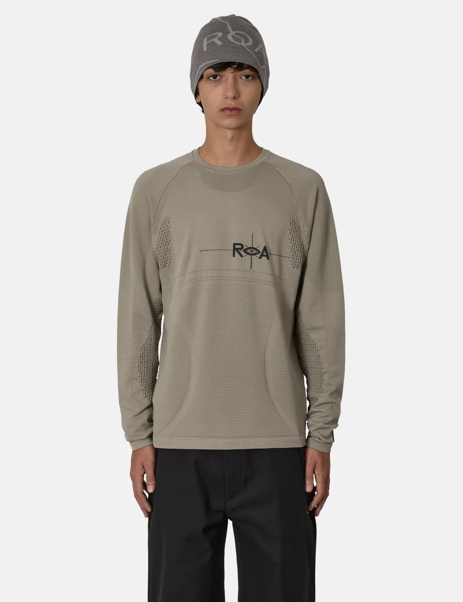 ROA Aune Seamless Knit - Pale Green