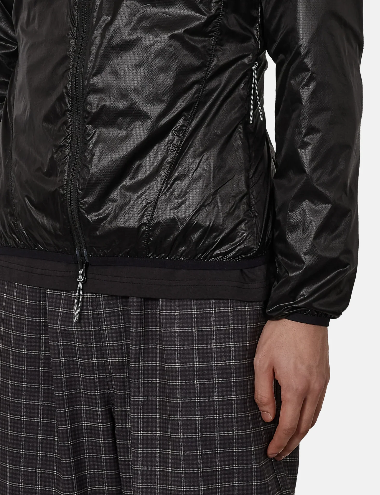 ROA Hue Packable Wind Jacket - Black - Image 3