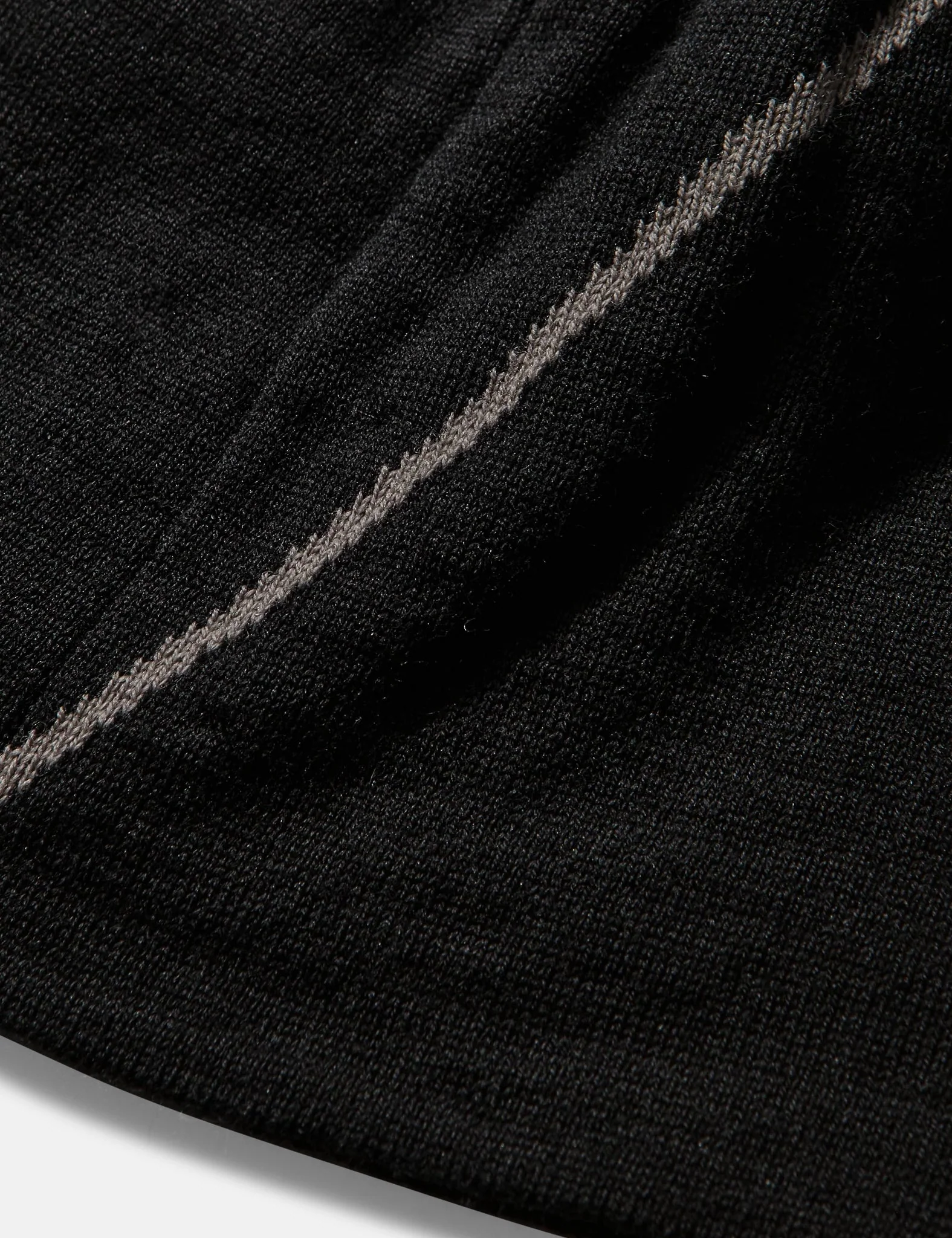 ROA Logo Wool Beanie Hat - Black - Image 3