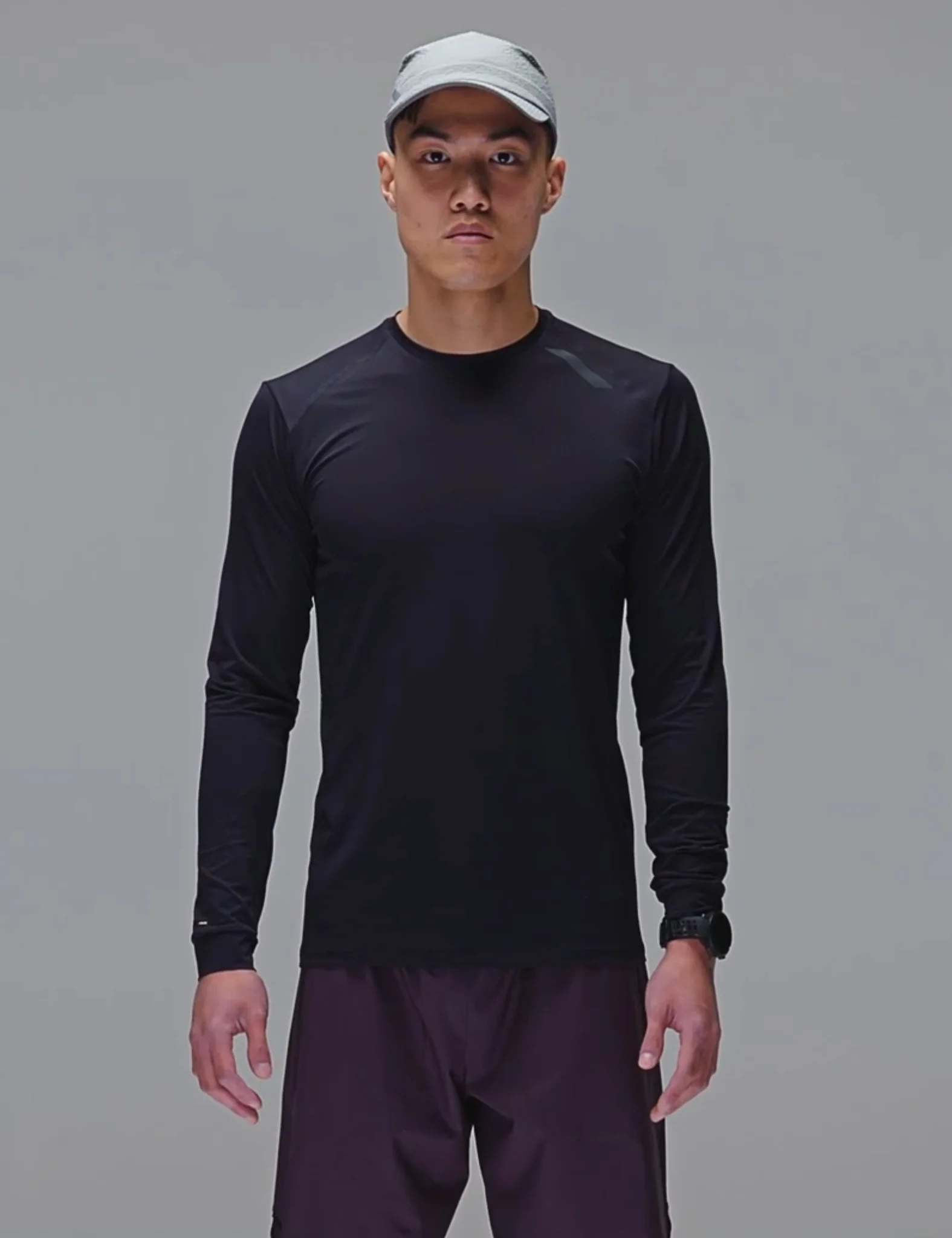 Soar Running LS Tech T-Shirt - Black - Image 2